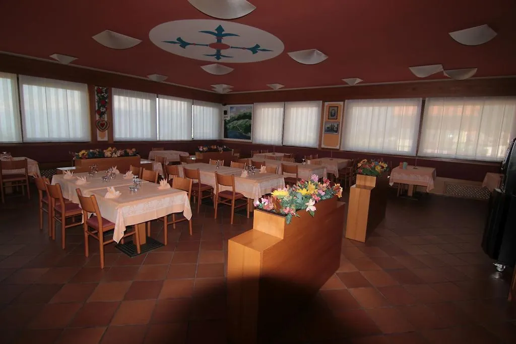 Albergo Trieste Tambre d'Alpago 0*,
